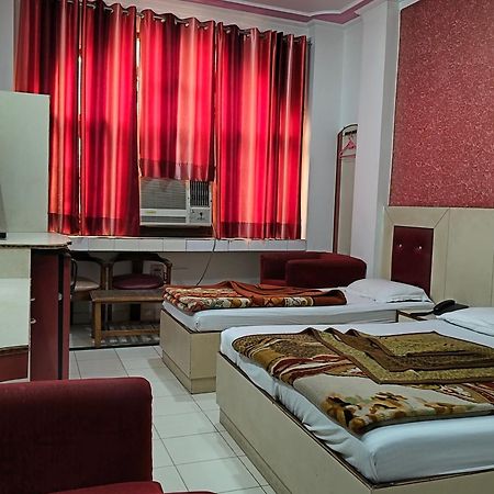 Hotel Yatri International Nové Dillí Exteriér fotografie