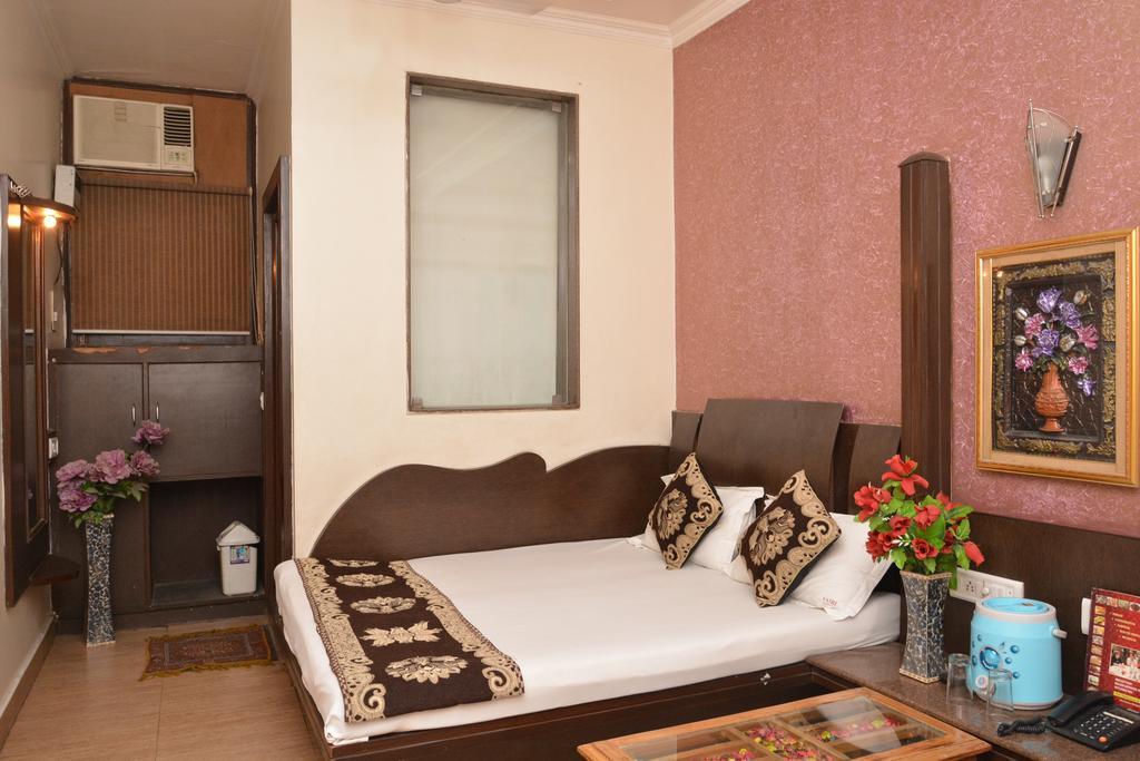 Hotel Yatri International Nové Dillí Exteriér fotografie